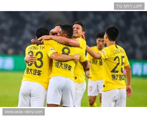 大赢家足球为足球迷提供丰富的社区交流平台，分享赛后心得与精彩瞬间